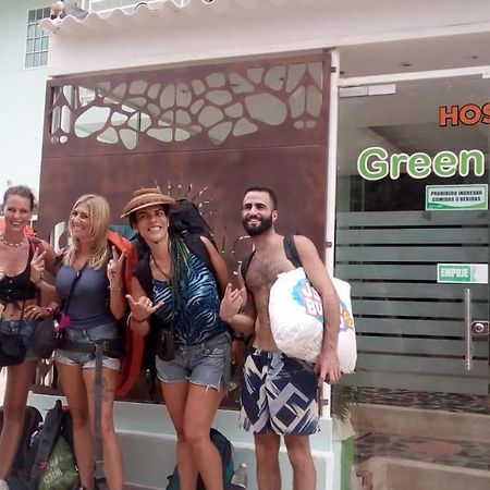 Hostel Green Light Taganga Esterno foto