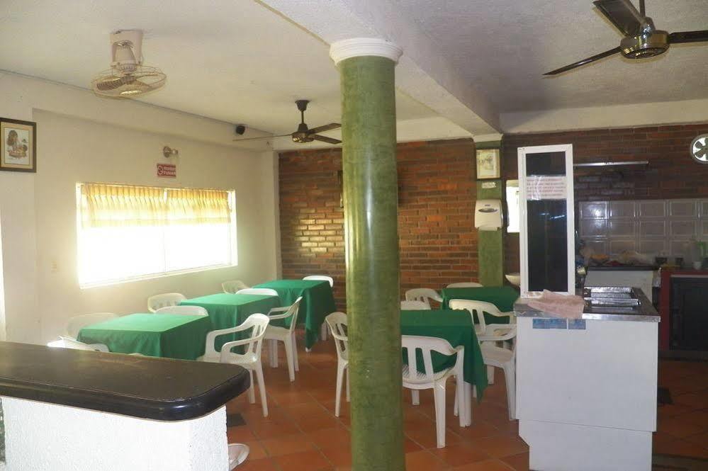 Hostel Green Light Taganga Esterno foto