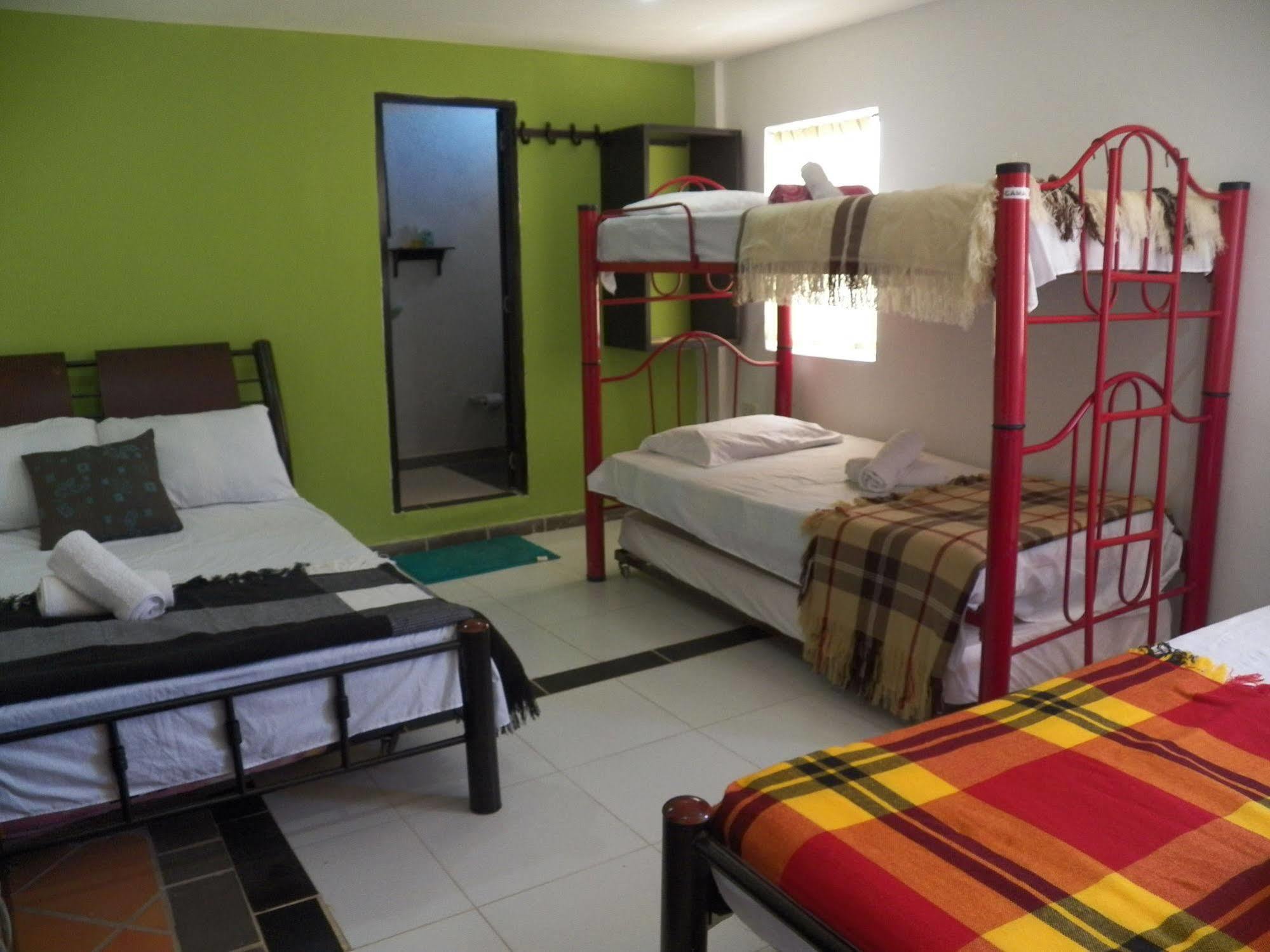 Hostel Green Light Taganga Esterno foto