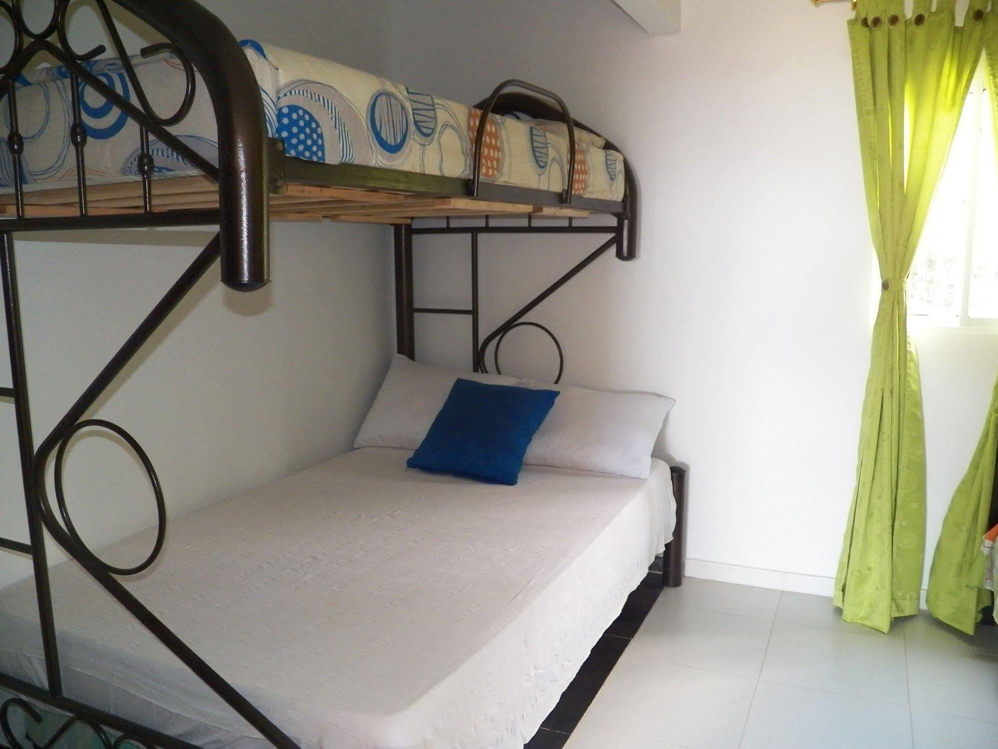 Hostel Green Light Taganga Esterno foto